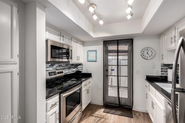 1927 E HAMPTON Avenue 129, Mesa, AZ 85204