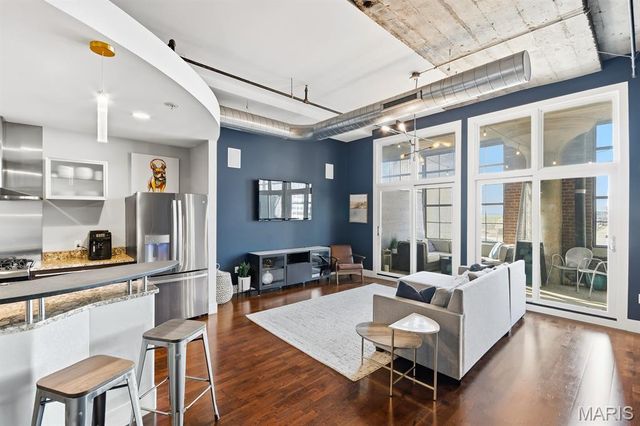 4100 Forest Park Avenue 417, St Louis, MO 63108