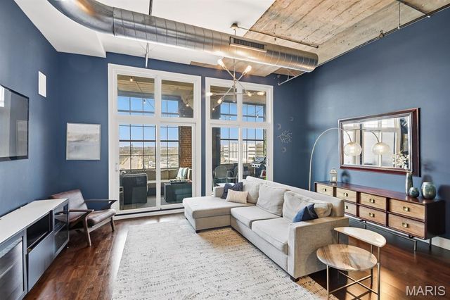 4100 Forest Park Avenue 417, St Louis, MO 63108