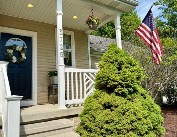 3725 Shearwater Lane, East Lansing, MI 48823