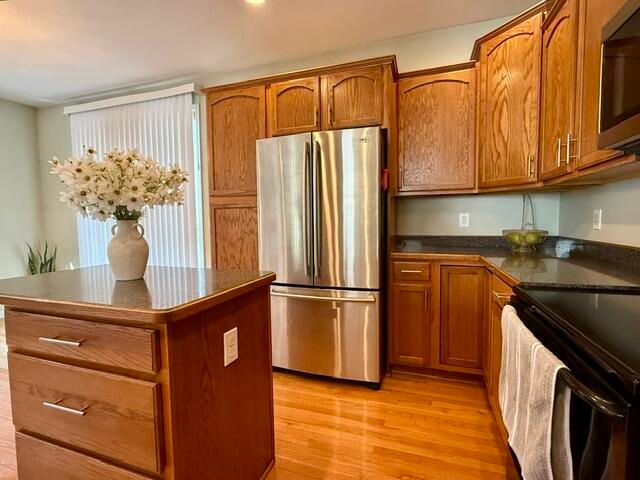3725 Shearwater Lane, East Lansing, MI 48823