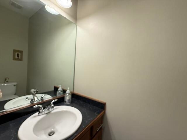 3725 Shearwater Lane, East Lansing, MI 48823
