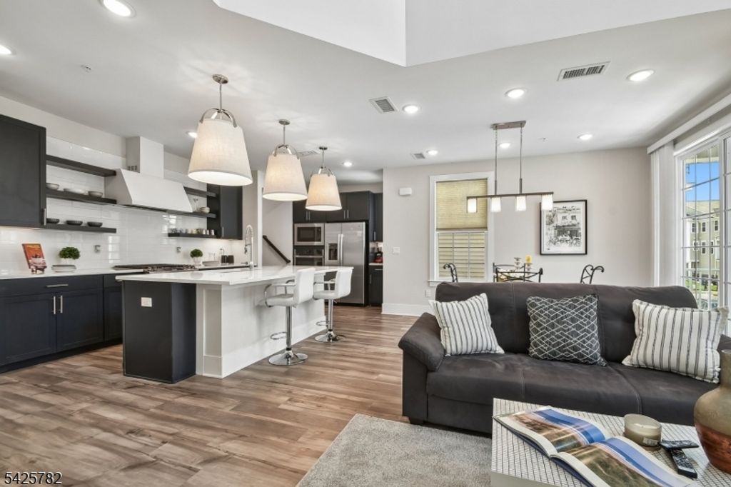 723 Station Road, Dunellen Boro, NJ 08812