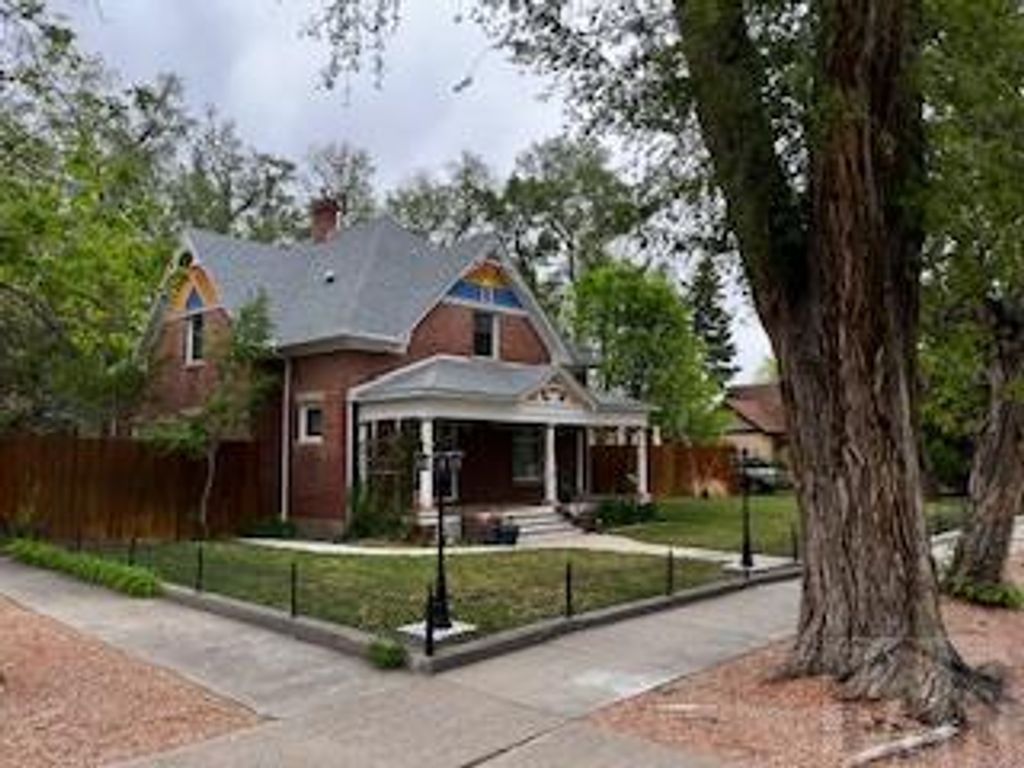 411 S 10th St, Rocky Ford, CO 81067