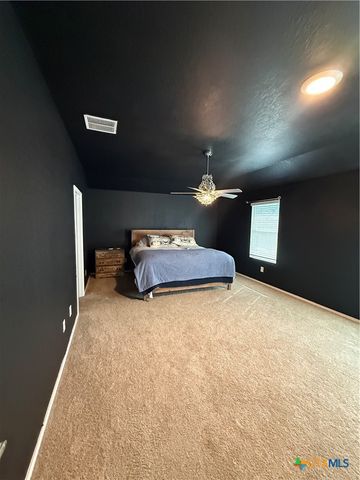 208 Yucca Drive, Seguin, TX 78155