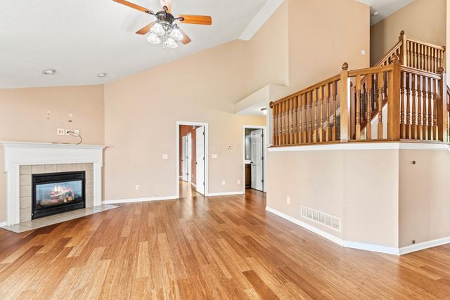6008 Buckeye Parkway, Grove City, OH 43123