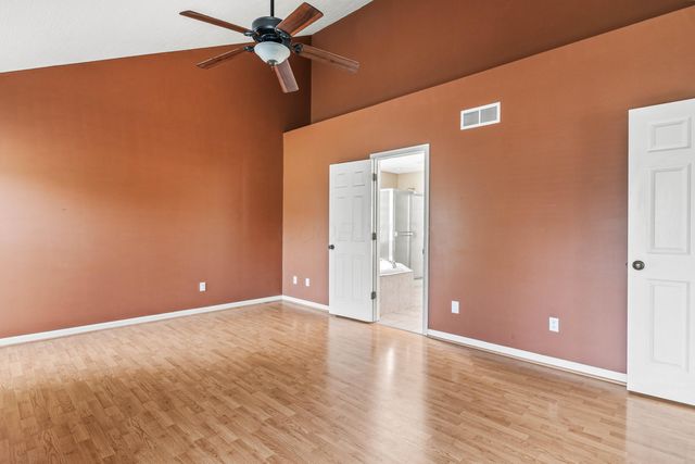 6008 Buckeye Parkway, Grove City, OH 43123