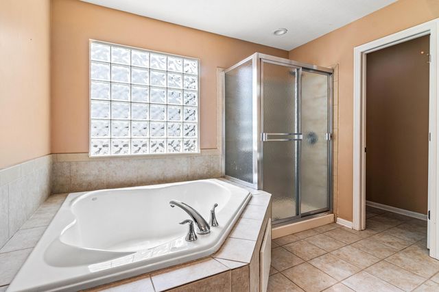 6008 Buckeye Parkway, Grove City, OH 43123
