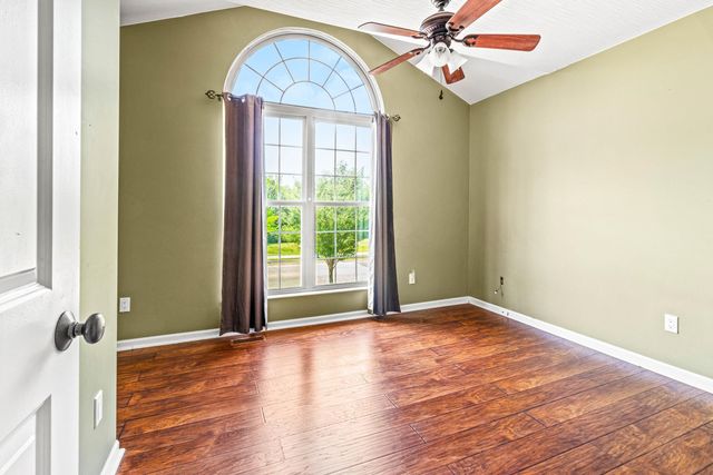 6008 Buckeye Parkway, Grove City, OH 43123