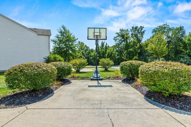 6008 Buckeye Parkway, Grove City, OH 43123