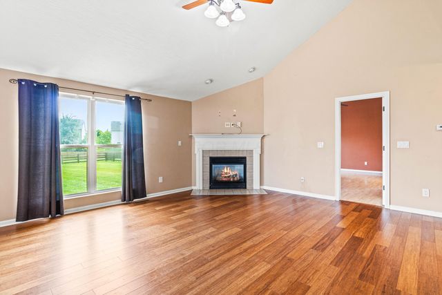 6008 Buckeye Parkway, Grove City, OH 43123