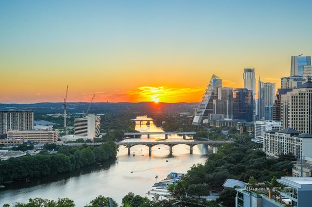 70 Rainey ST 1908, Austin, TX 78701