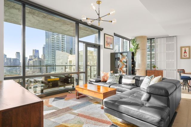70 Rainey ST 1908, Austin, TX 78701