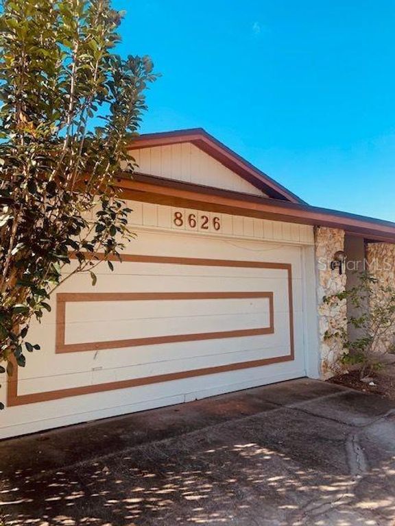 8626 SANDBERRY BOULEVARD, Orlando, FL 32819