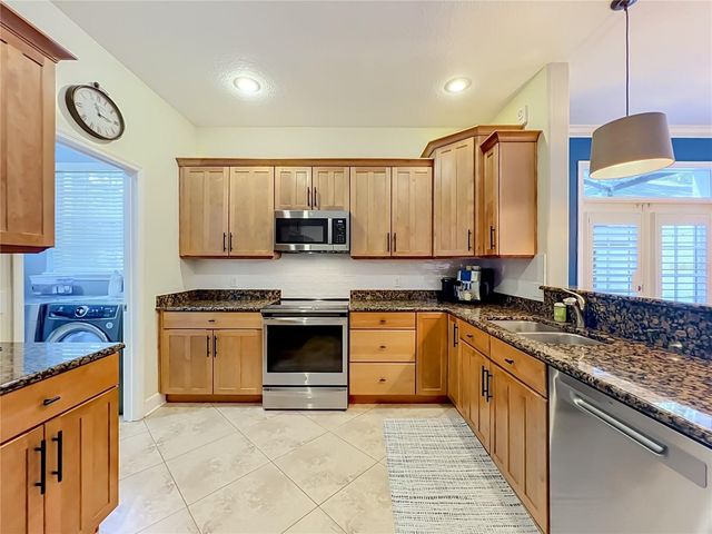 843 ALTALOMA AVENUE, Orlando, FL 32803