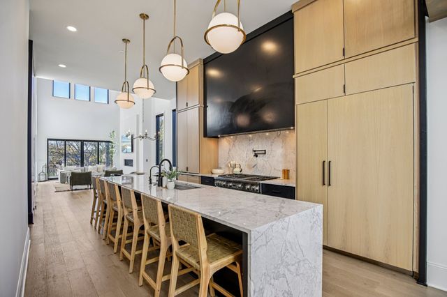 3916B Caylor Dr, Nashville, TN 37215