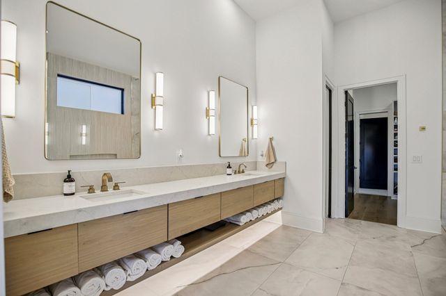 3916B Caylor Dr, Nashville, TN 37215