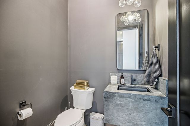 3916B Caylor Dr, Nashville, TN 37215