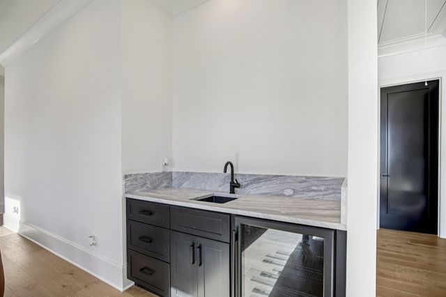 3916B Caylor Dr, Nashville, TN 37215