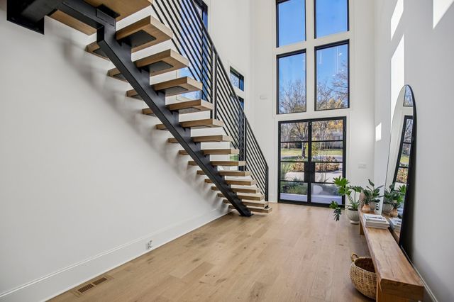 3916B Caylor Dr, Nashville, TN 37215