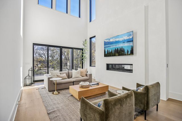 3916B Caylor Dr, Nashville, TN 37215