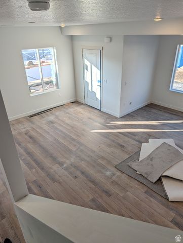 781 N PHEASANTBROOK DR, Centerville, UT 84014