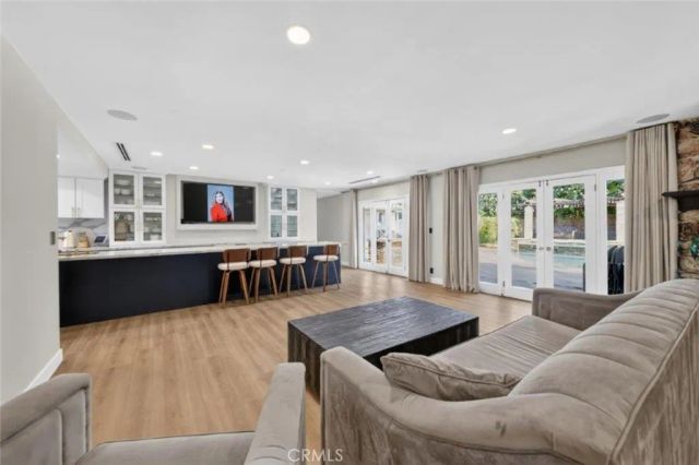 19457 Merridy Street, Northridge, CA 91324