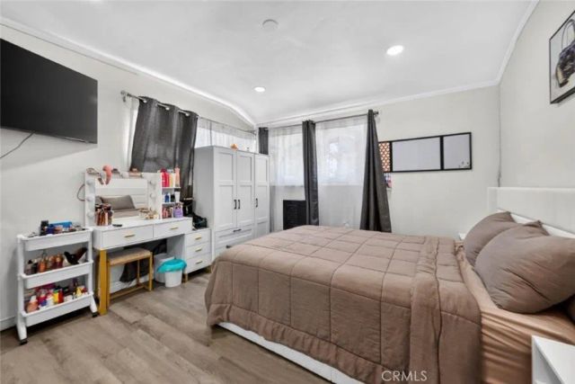 19457 Merridy Street, Northridge, CA 91324