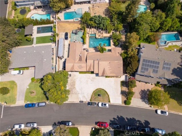 19457 Merridy Street, Northridge, CA 91324