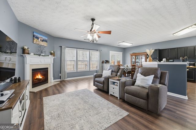 952 Island Cove Court, Buford, GA 30518