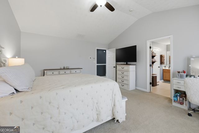 952 Island Cove Court, Buford, GA 30518