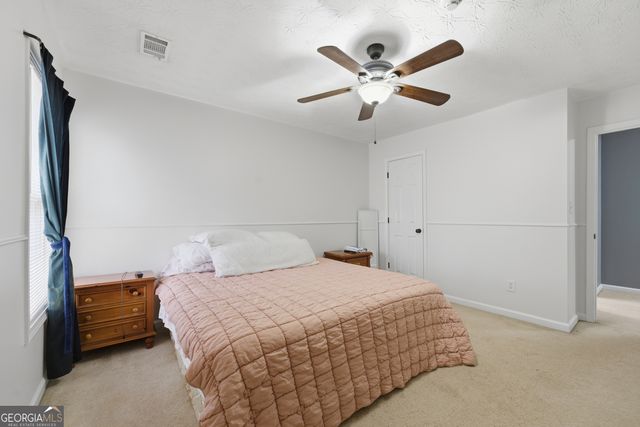 952 Island Cove Court, Buford, GA 30518