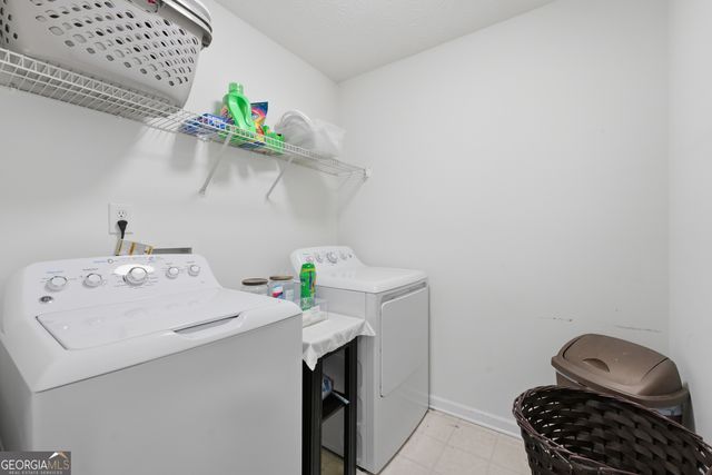 952 Island Cove Court, Buford, GA 30518