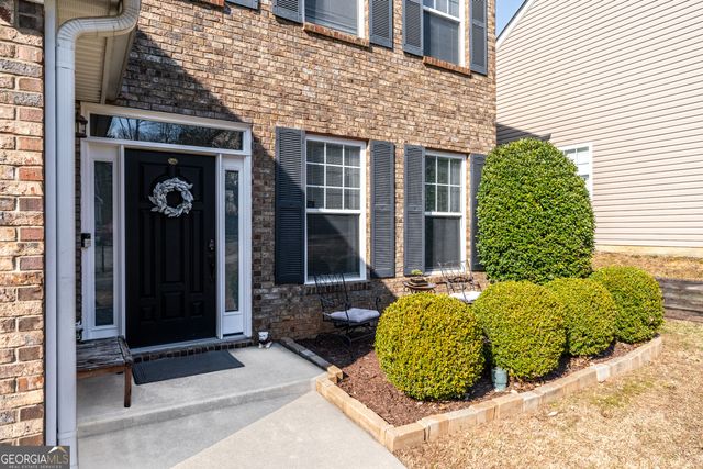 952 Island Cove Court, Buford, GA 30518