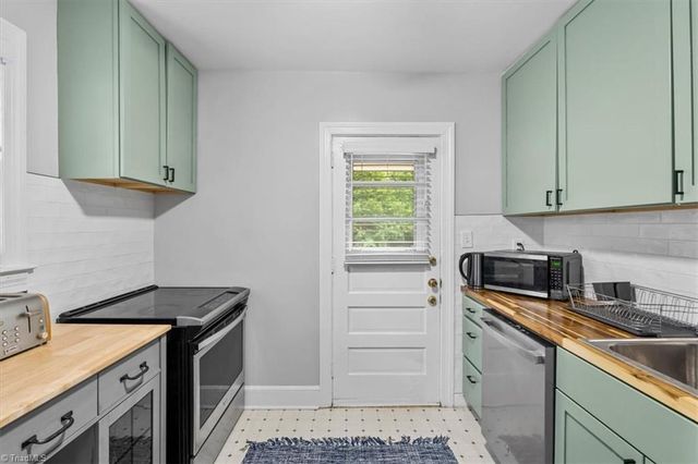 4331 Cornell Avenue, Greensboro, NC 27407