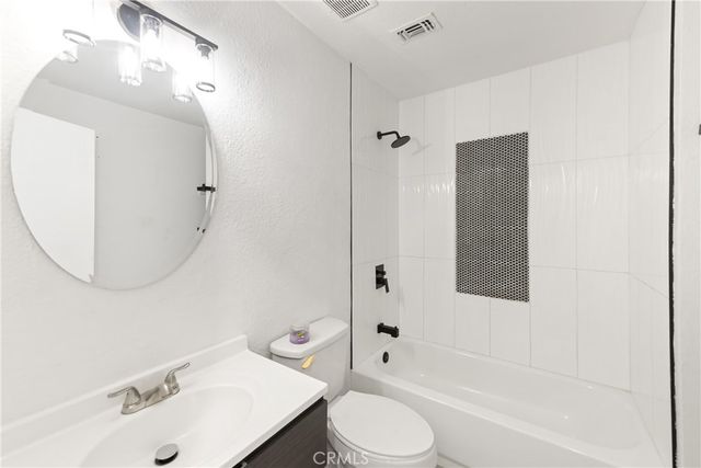 2760 E San Angelo, Palm Springs, CA 92262