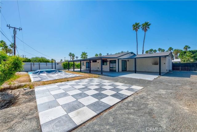 2760 E San Angelo, Palm Springs, CA 92262