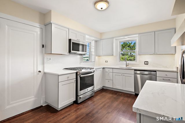 106 Henry Street A, Greenwich, CT 06830