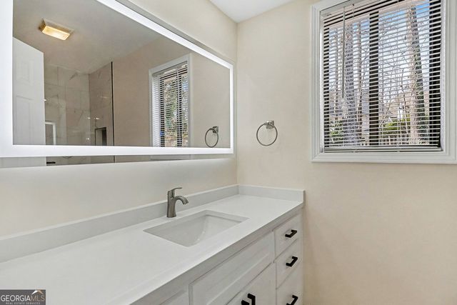 1110 Lake Drive, Roswell, GA 30075