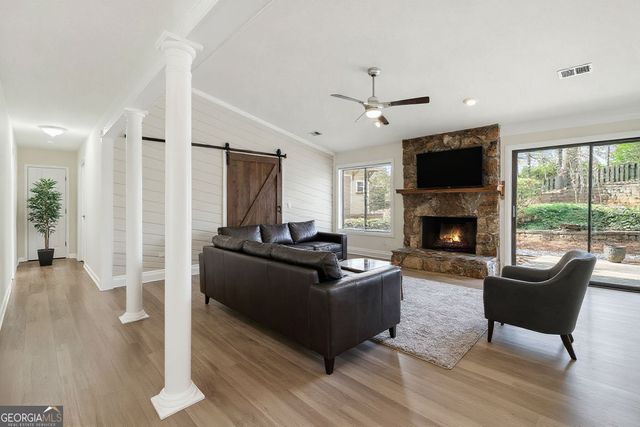 1110 Lake Drive, Roswell, GA 30075