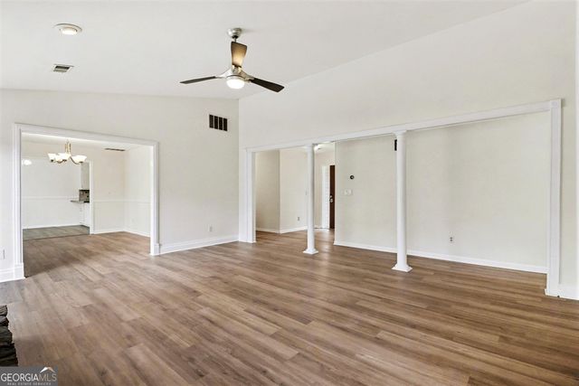 1110 Lake Drive, Roswell, GA 30075