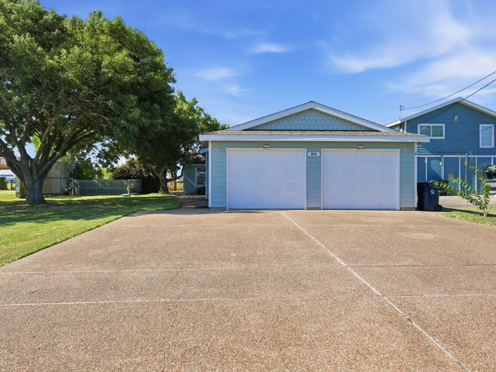 814 Rattlesnake Point, Rockport, TX 78382 — photo 4