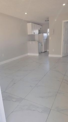 616 NW 5th Avenue 2, Pompano Beach, FL 33060