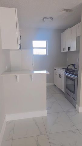 616 NW 5th Avenue 2, Pompano Beach, FL 33060