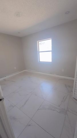 616 NW 5th Avenue 2, Pompano Beach, FL 33060