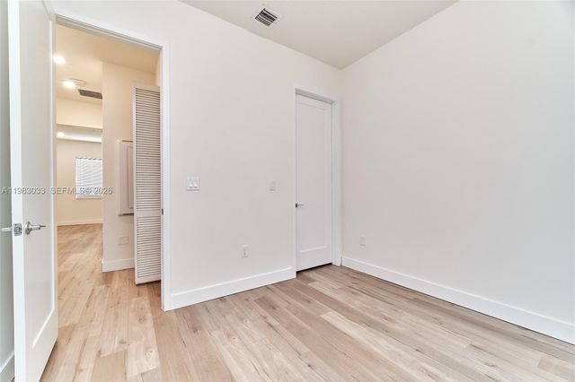 10447 NW 66th St, Doral, FL 33178