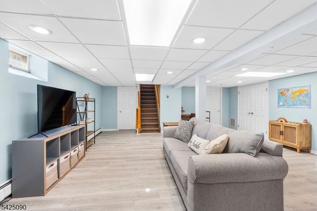 21 Turkey Hill Rd, Montville Twp., NJ 07005