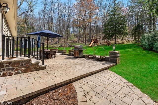 21 Turkey Hill Rd, Montville Twp., NJ 07005