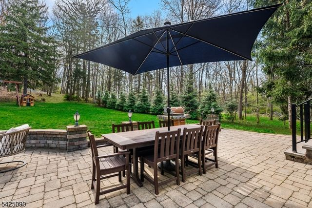 21 Turkey Hill Rd, Montville Twp., NJ 07005