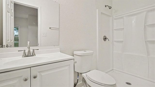 654 Ridge Drive, Crosby, TX 77532